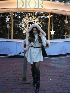 Hooded Faux-Fur Trim Cape Sweater - Light Taupe